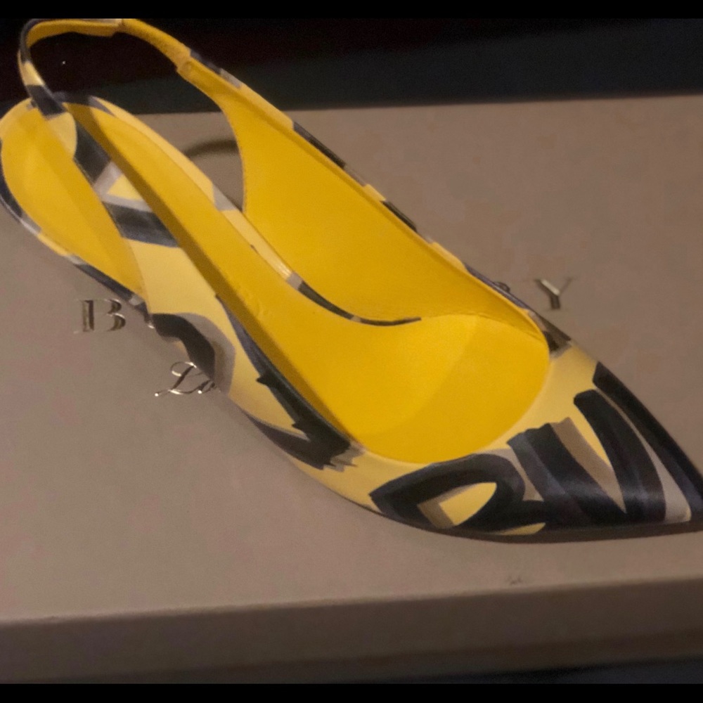 BRAND NEW- Burberry Graffiti Print Slingback Pumps